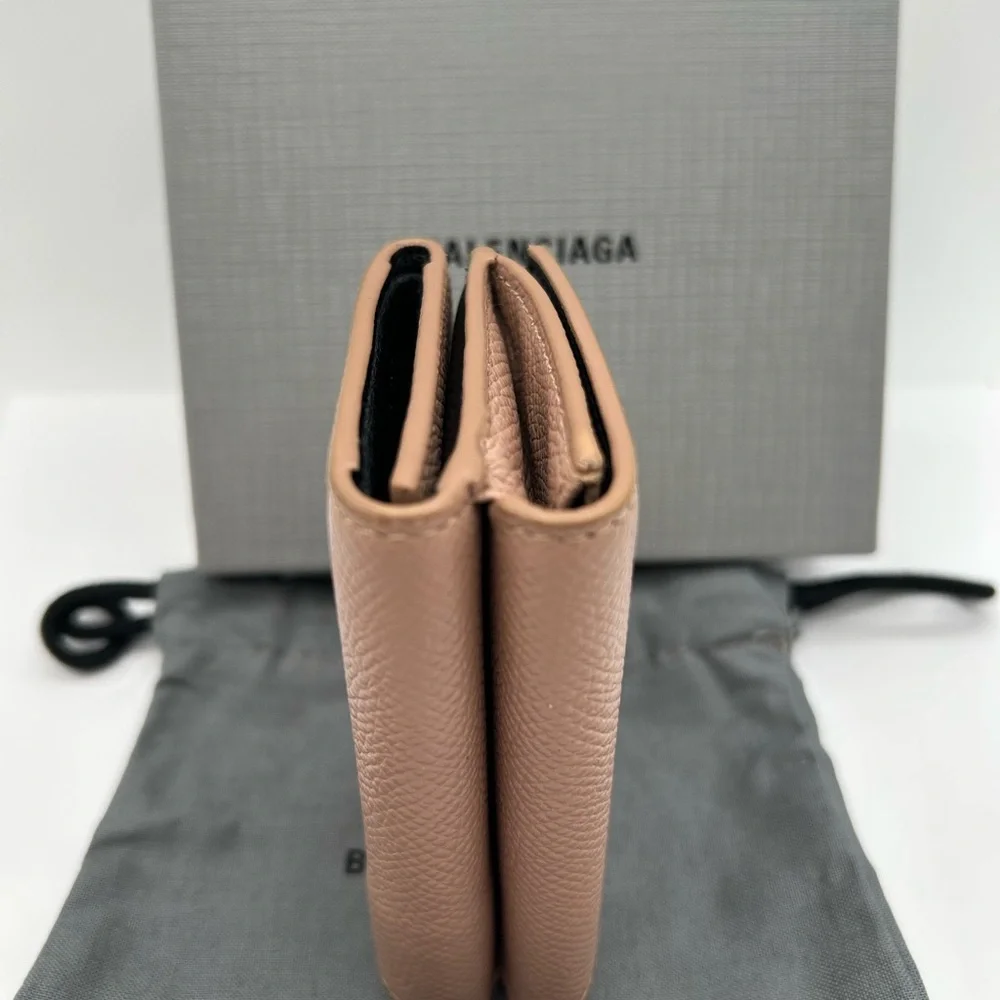 Authentic Balenciaga trifold wallet - Picture 4 of 15